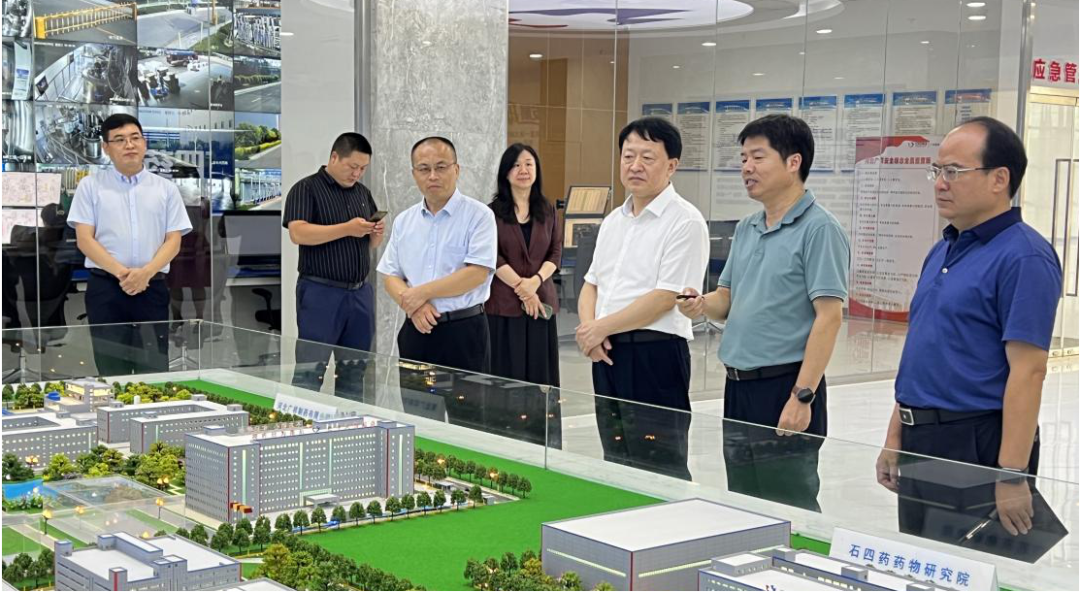 河北省总工会副主席万小明到集团贝塔诺调研